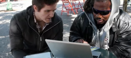 Apprendre à coder à un SDF