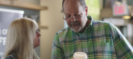 Pourquoi Starbucks écrit mal nos prénoms: Explication