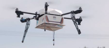 Une première livraison en drone effectuée par Domino's !